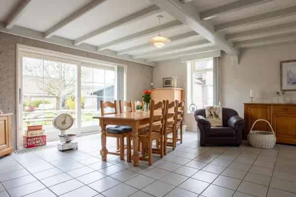 Ruime gezinswoning 4 slaapkamers Grote tuin Bergen op Zoom