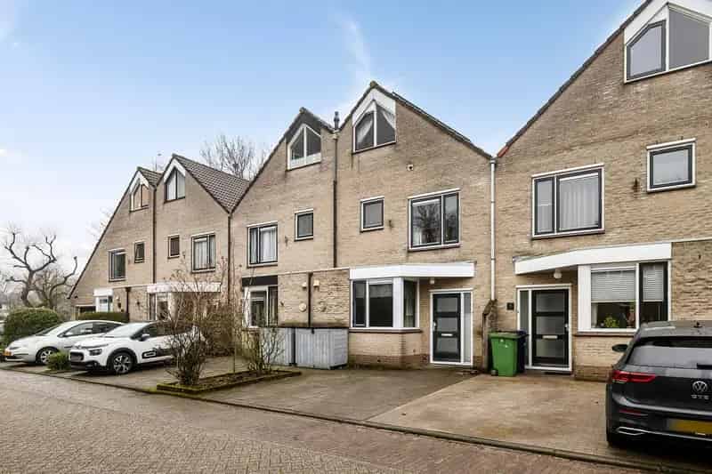 Familievriendelijke Tussenwoning Soest 4 slaapkamers