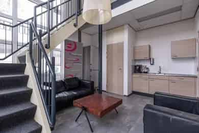 267 m2 Bedrijfsruimte te Huur Vianen