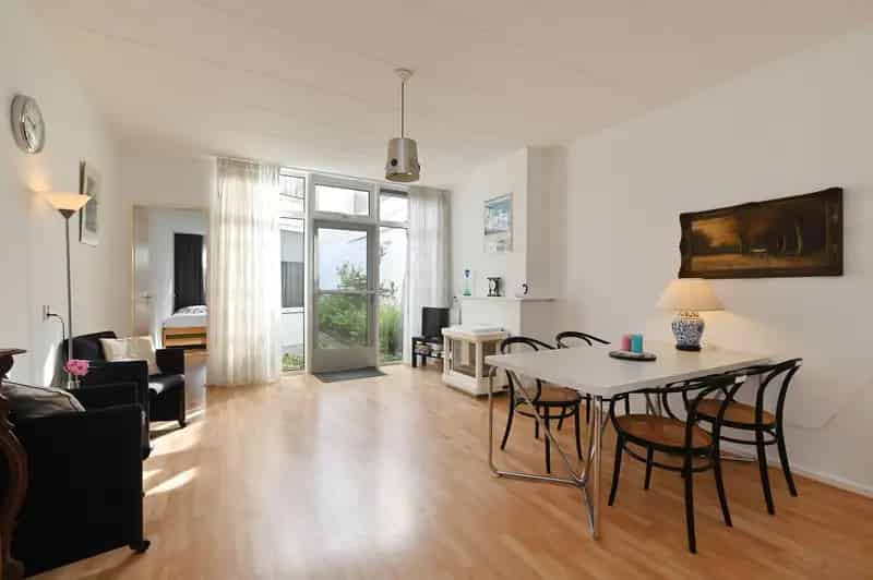 Appartement te koop Delft: Grachtenpand met achtertuin