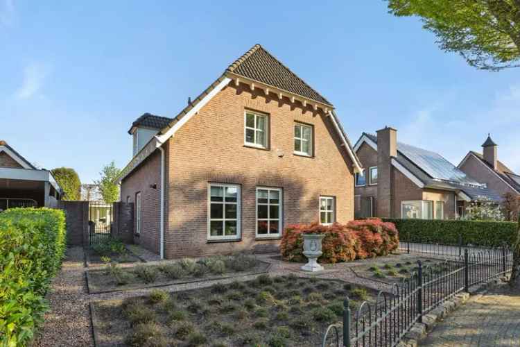 Vrijstaande woning te koop Nuland 5 slaapkamers grote tuin