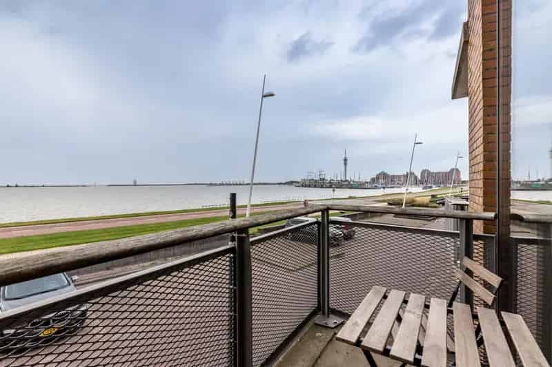 Huis te koop Lelystad: Luxe woning aan het Markermeer