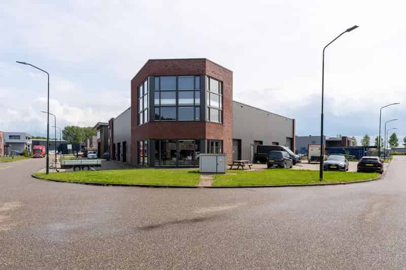 Bedrijfshal te koop Werkendam Ir Lelystraat