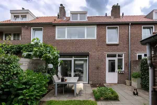 Instapklare Tussenwoning Bekkerveld 4 slaapkamers