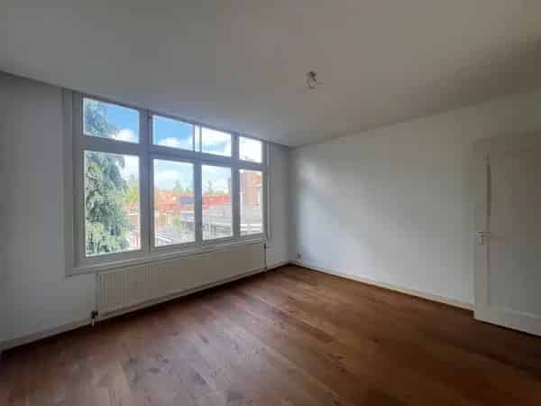 Appartement te Huur Amsterdam Zuid 2 Slaapkamers Balkon