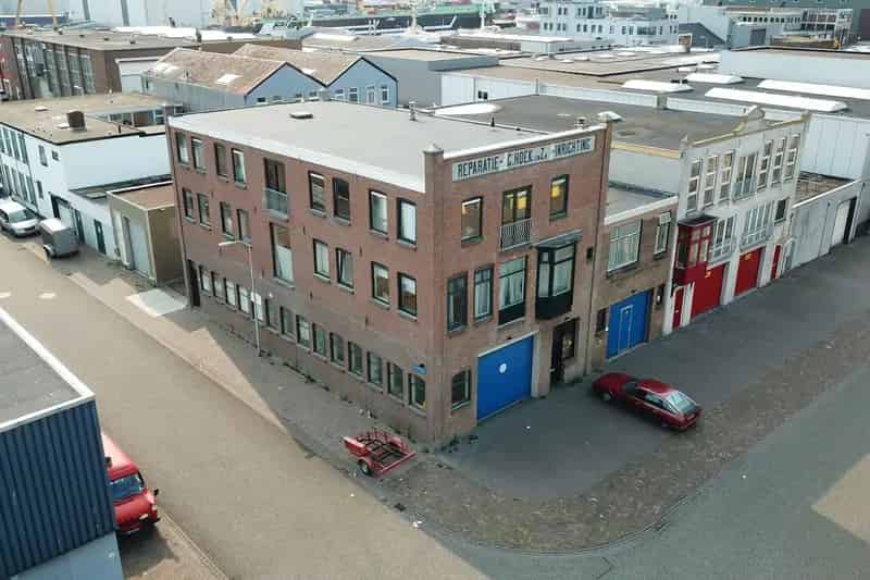 Bedrijfshal IJmuiden te Huur Middenhavenstraat