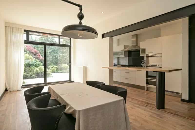 Ruim 5 Kamer Appartement Den Haag  Tuin 140m2  Gerenoveerd