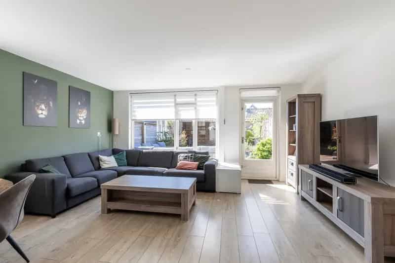5-kamer Hoekwoning te Koop s Gravenzande