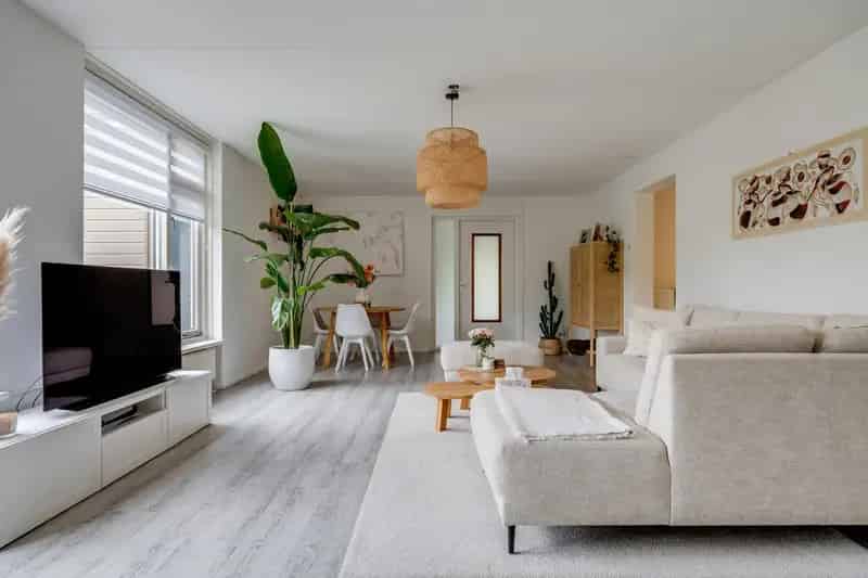 Te Koop 10 Kamer 2 Badkamer 2-onder-1-kapwoning Nijkerk