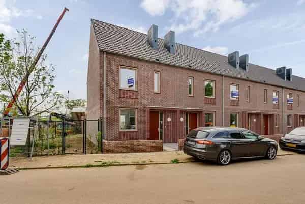 Ruime woning Maastricht met tuin en parkeerplaats