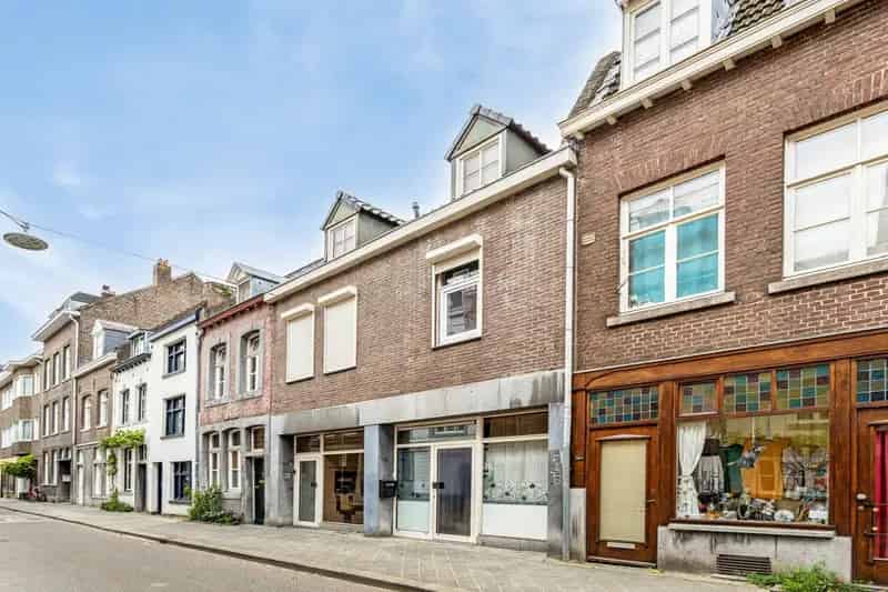 Belegging Maastricht: Appartementen complex met 3 Studentenkamers