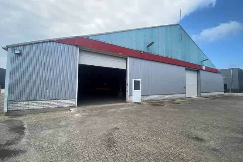 Bedrijfshal te Huur Emmeloord 750m² Opslag Logistiek