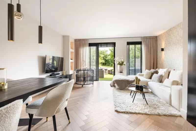 Luxe Tussenwoning Elzenpark Lelystad