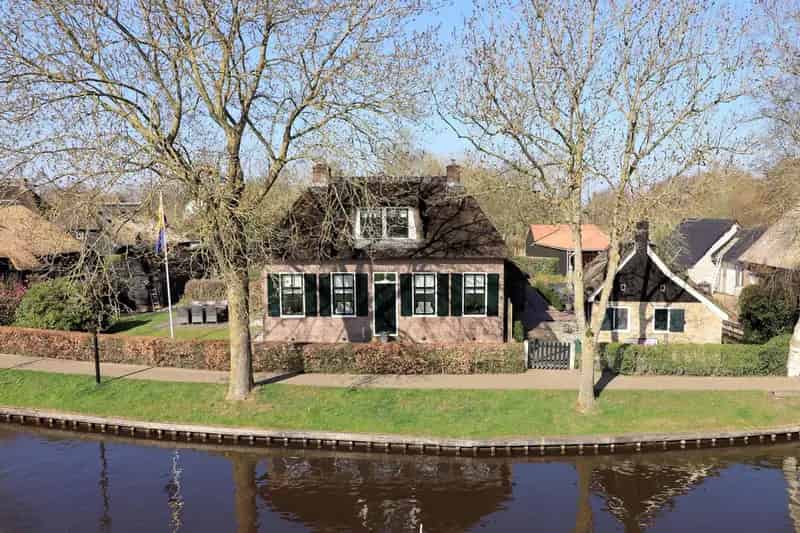 Giethoorn Woonboerderij B&B Botenverhuur