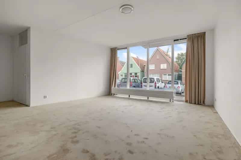Appartement te koop: Ruime hoekwoning 118m2 met patiotuin Wormerveer