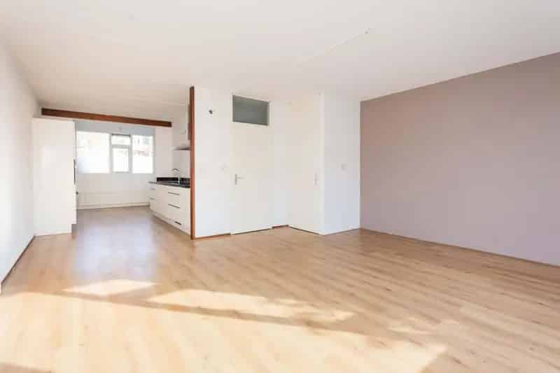 Ruime 4 Slaapkamers Eengezinswoning Batau Noord Moderne Keuken