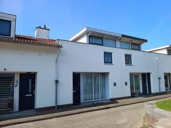 Te Huur Ruime Tussenwoning De Vijfhoek Deventer