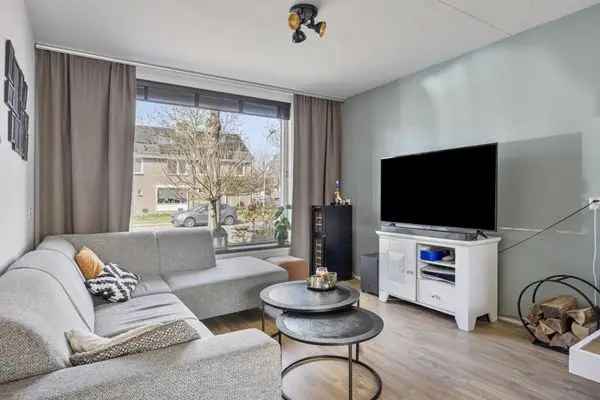 Tussenwoning Heinkenszand 3 slaapkamers moderne badkamer tuin