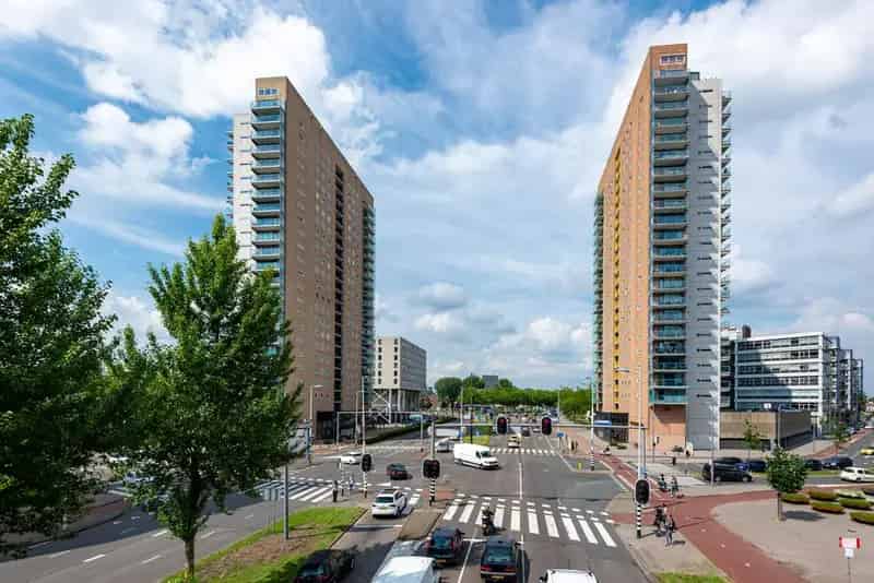 Appartement Rotterdam Zuid 20e Verdieping 90m2 2 slaapkamers Balkon