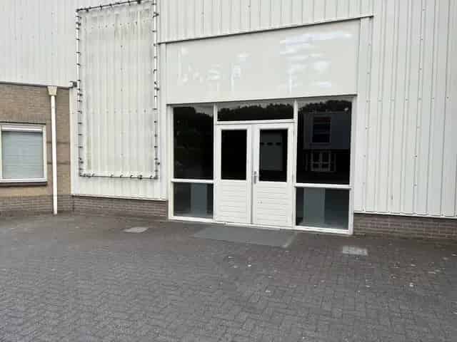 Bedrijfshal Assen te huur 240m² Marsdijk