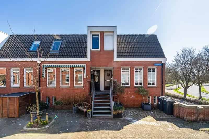 Dijkwoning 3 slaapkamers nabij Rotterdam