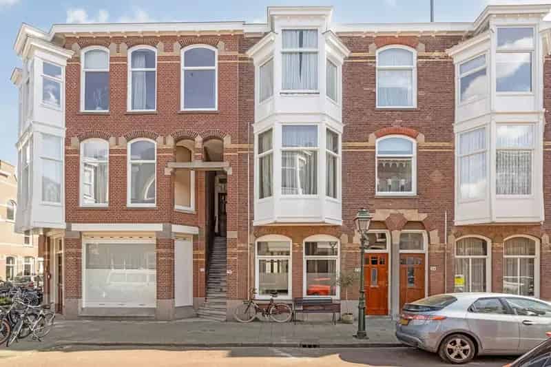 Tussenwoning Geuzen Statenkwartier 101m2 3 slaapkamers tuin balkon