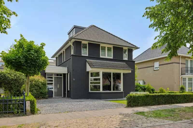 Huis te koop Heesch 5 slaapkamers 2 badkamers energielabel A