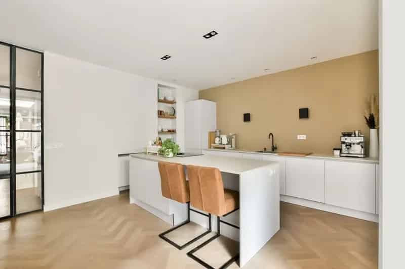 Jaren 30 Benedenwoning Amsterdam Stadionbuurt 82m
					