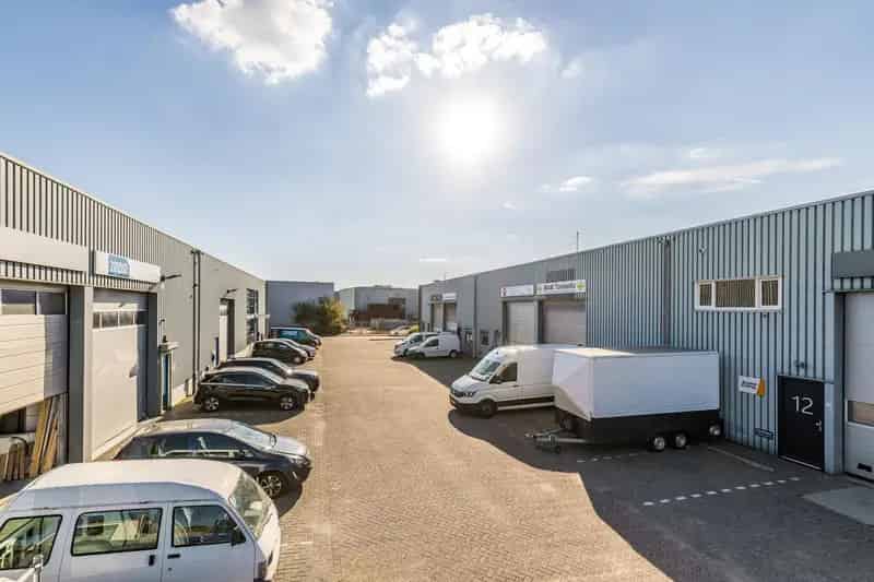 Bedrijfshal Maassluis | Zoek bedrijfshallen te koop: Zwarte Zee 16 3144 DE Maassluis 