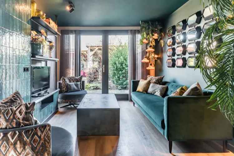 Luxe Gemoderniseerde Twee Onder Een Kapwoning Dongen