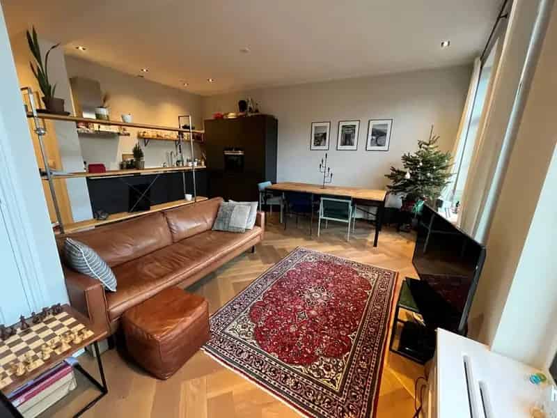 Ruim 2 Slaapkamers Appartement Oud West Singelgracht