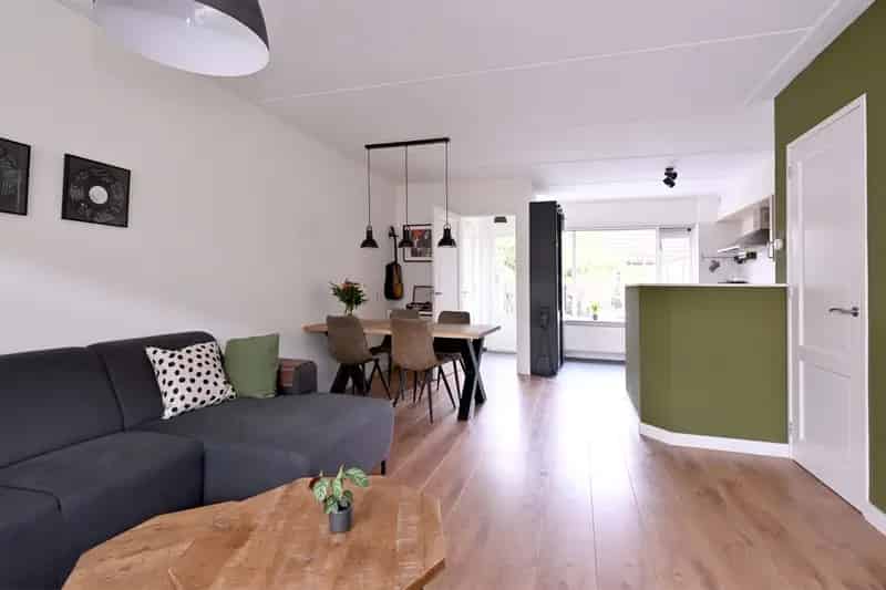 Tussenwoning 4 slaapkamers Blauwenoord Deventer