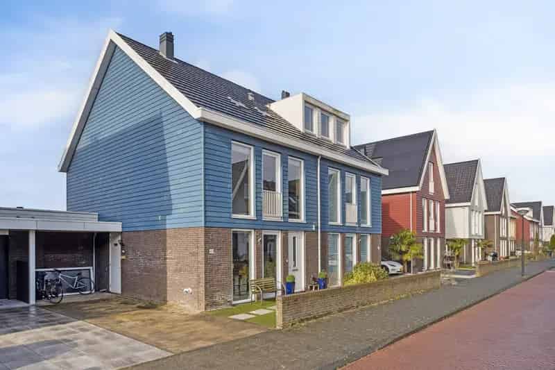 Huis te koop Stavangerstraat Den Haag 5 kamer 2 badkamers