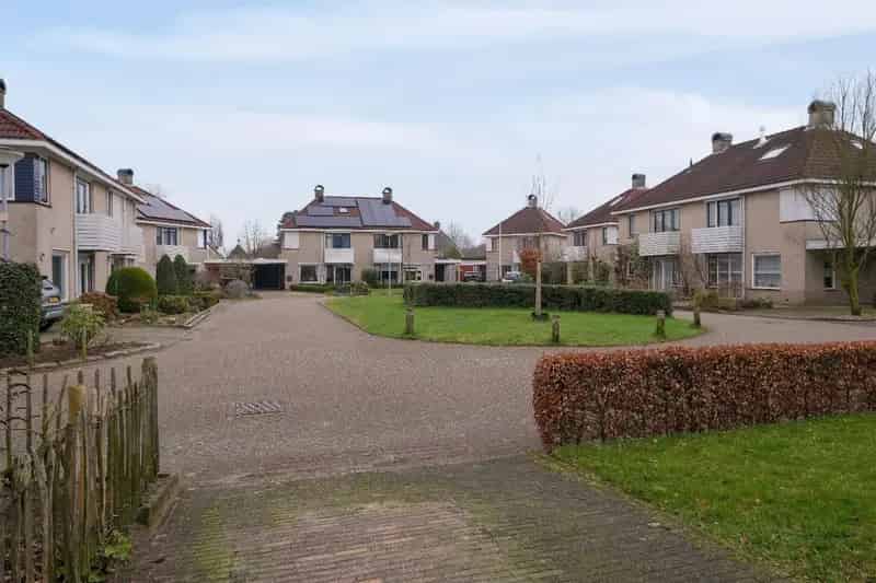 Vrijstaande woning Almelo Ruime 3 slaapkamers Garage Zonnepanelen
