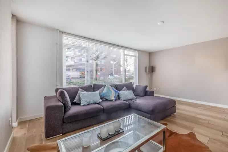 Ruime 2-onder-1-kapwoning Venlo-Zuid 4 slaapkamers Garage Tuin