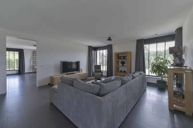 Luxe Woning en Bijgebouw Venlo 261m2 185m2