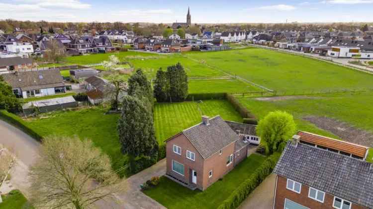 Vrijstaande woning Nederweert grote tuin 4 slaapkamers
