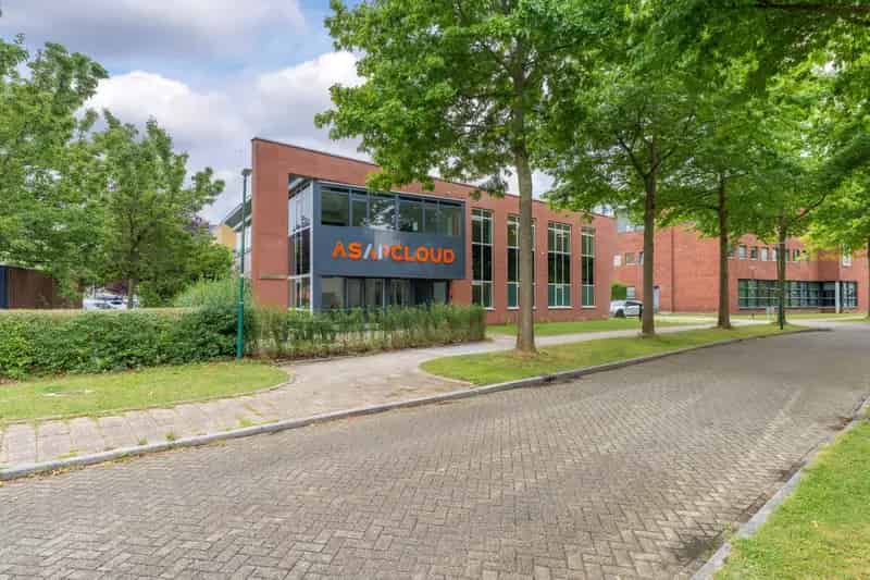 Kantoor te huur Houten 608m2  Molenzoom