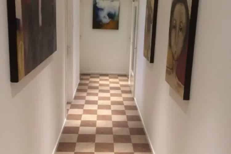 Kantoorruimte Ede Stationsweg: Moderne Villa met Parkeergelegenheid