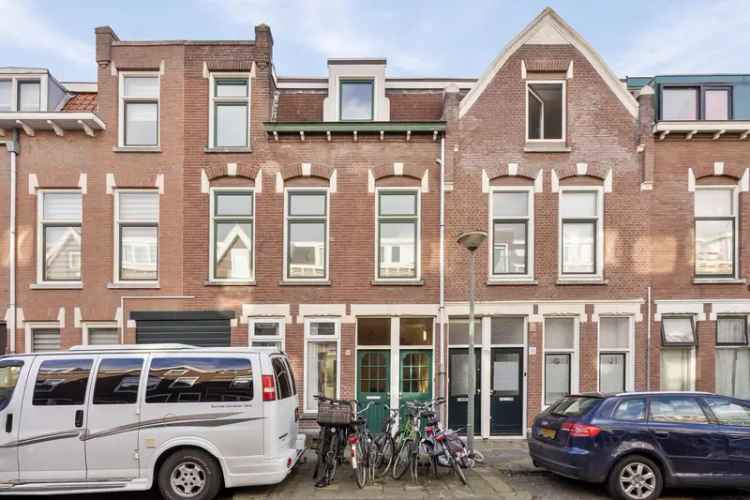 Ruim beneden bovenhuis Schiedam West 3 slaapkamers 2 badkamers tuin dakterras