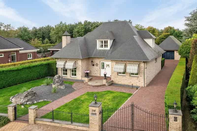 Luxe Villa te Koop in St Willebrord