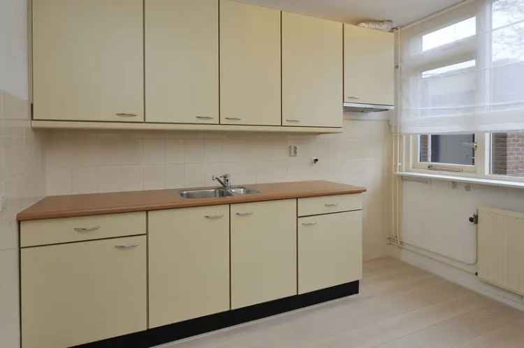 Ruime Eindwoning 110m2 3 Slaapkamers Kindvriendelijke Buurt