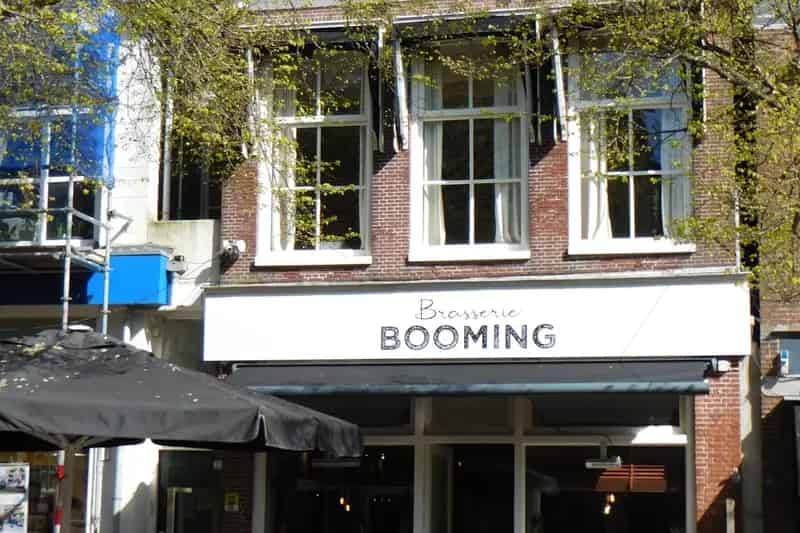 Rijksmonument te koop Harlingen: Beleggingspand met lunchroom
