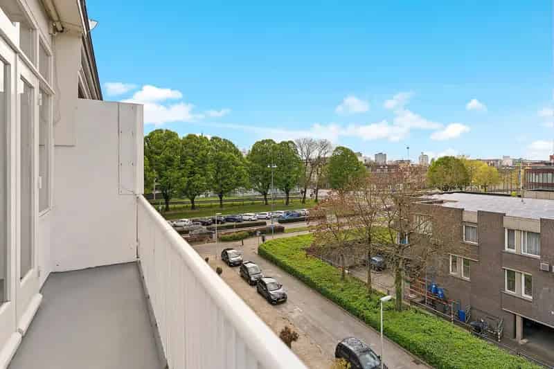 Ruim appartement Heerlen 2 slaapkamers balkon berging