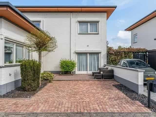 Vrijstaande Villa Gaatkensplas 7 Kamers 2 Badkamers