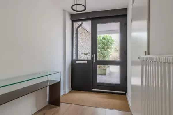 Royale Eurowoning Rozendaal 3 slaapkamers 12 zonnepanelen Energielabel B