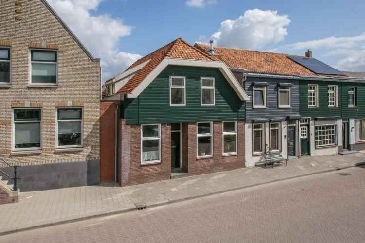 Eengezinswoning Te Koop in 11, Oostdijk, Oude-Tonge, Zuid-Holland