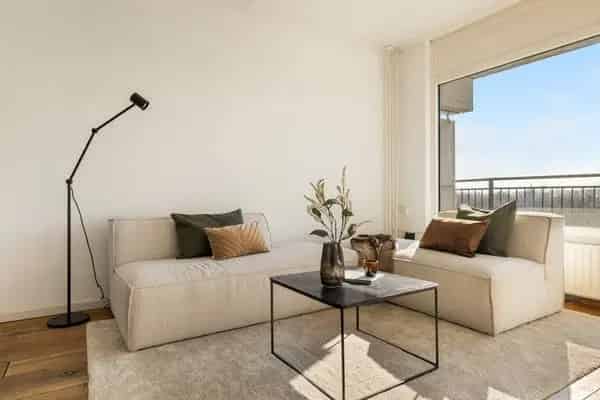 4-kamerappartement Amsterdam Noord Station nabij Winkelcentrum
