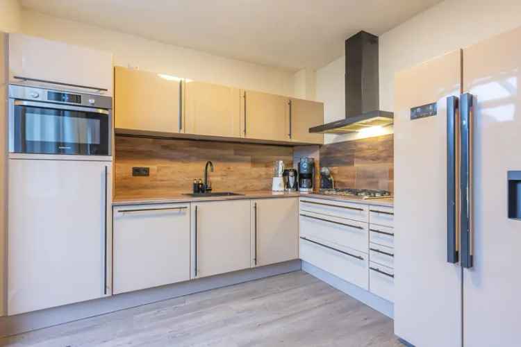 4 Slaapkamers Eengezinswoning Serre Tuin Brunssum