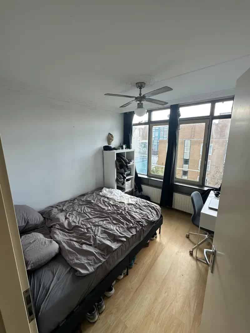 Kamer 9m2 Amsterdam Oost - tijdelijk tot juli